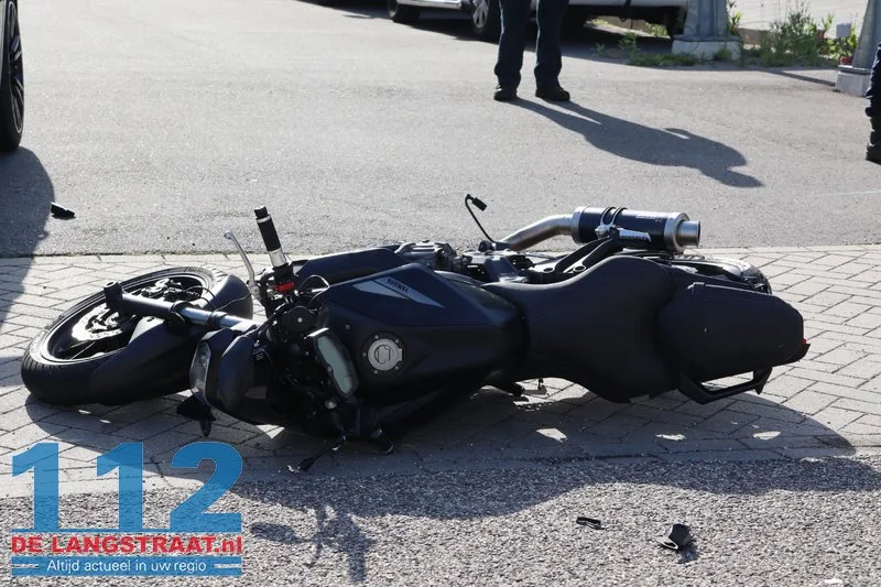 Motorrijder gewond bij botsing met twee auto’s in Kaatsheuvel 112 De Langstraat