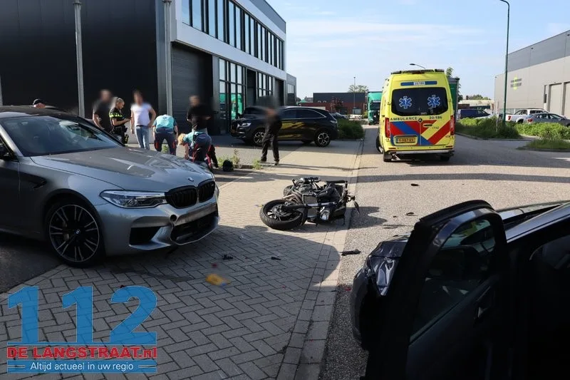 Motorrijder gewond bij botsing met twee auto’s in Kaatsheuvel 112 De Langstraat