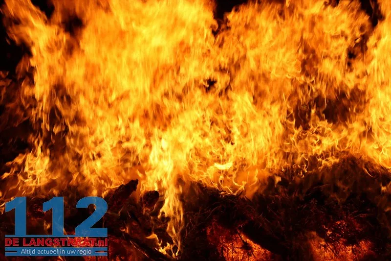 Felle buitenbrand Dullaertweg Sprang-Capelle 112 De Langstraat