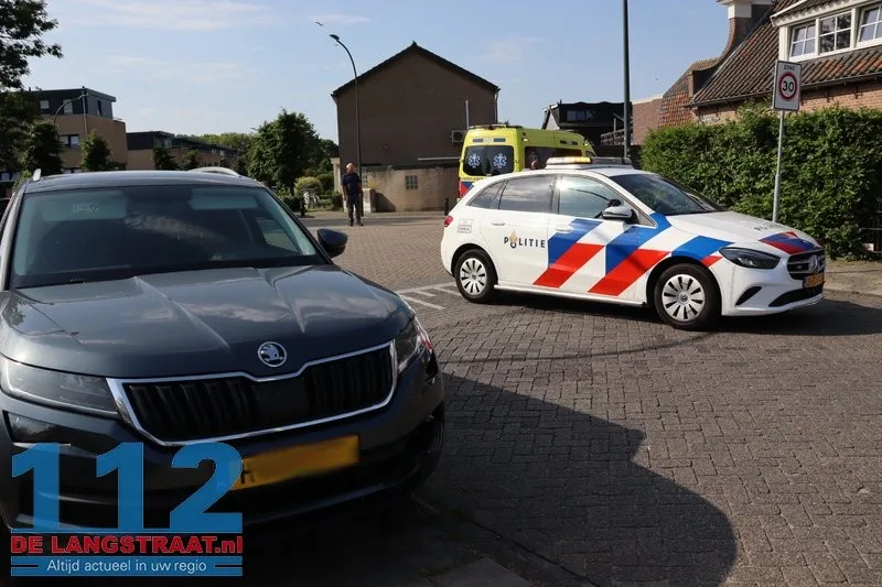 Motorrijdster gewond na botsing met auto Waalwijk 112 De Langstraat