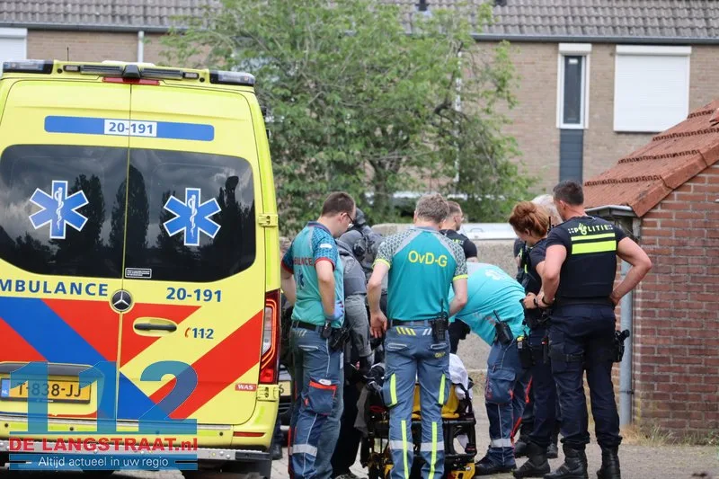 Arrestatieteam valt woning in Sprang-Capelle binnen voor verwarde man 112 De Langstraat