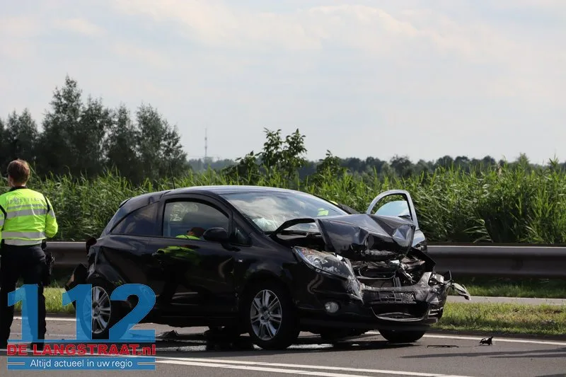 Kettingbotsing met drie voertuigen zorgt voor kilometerslange file op N261 bij Waalwijk 112 De Langstraat
