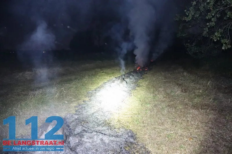 Tientallen meters vers gemaaid gras in brand Sprang-Capelle 112 De Langstraat