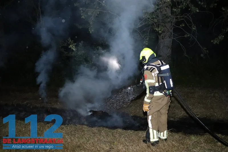 Tientallen meters vers gemaaid gras in brand Sprang-Capelle 112 De Langstraat