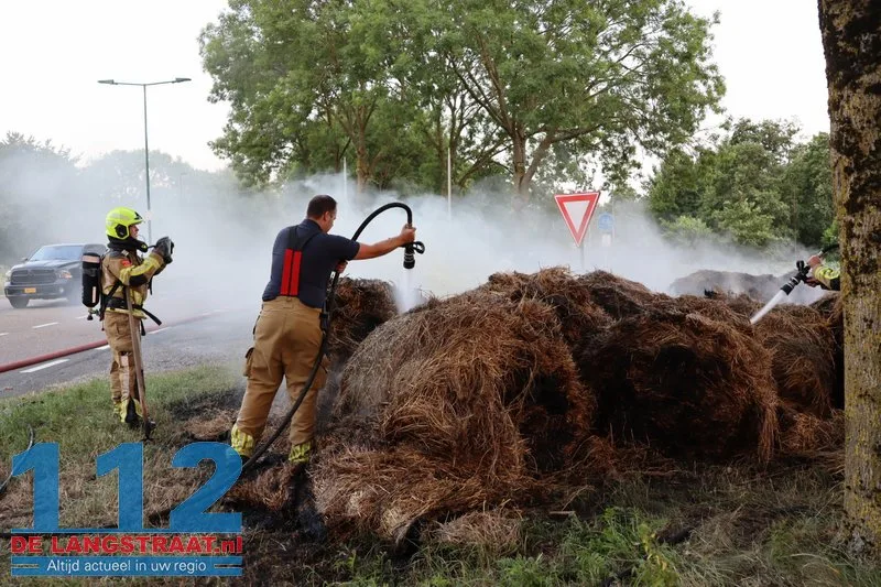 Hooibalen in brand Waspikse Weg 's-Gravenmoer 112 De Langstraat