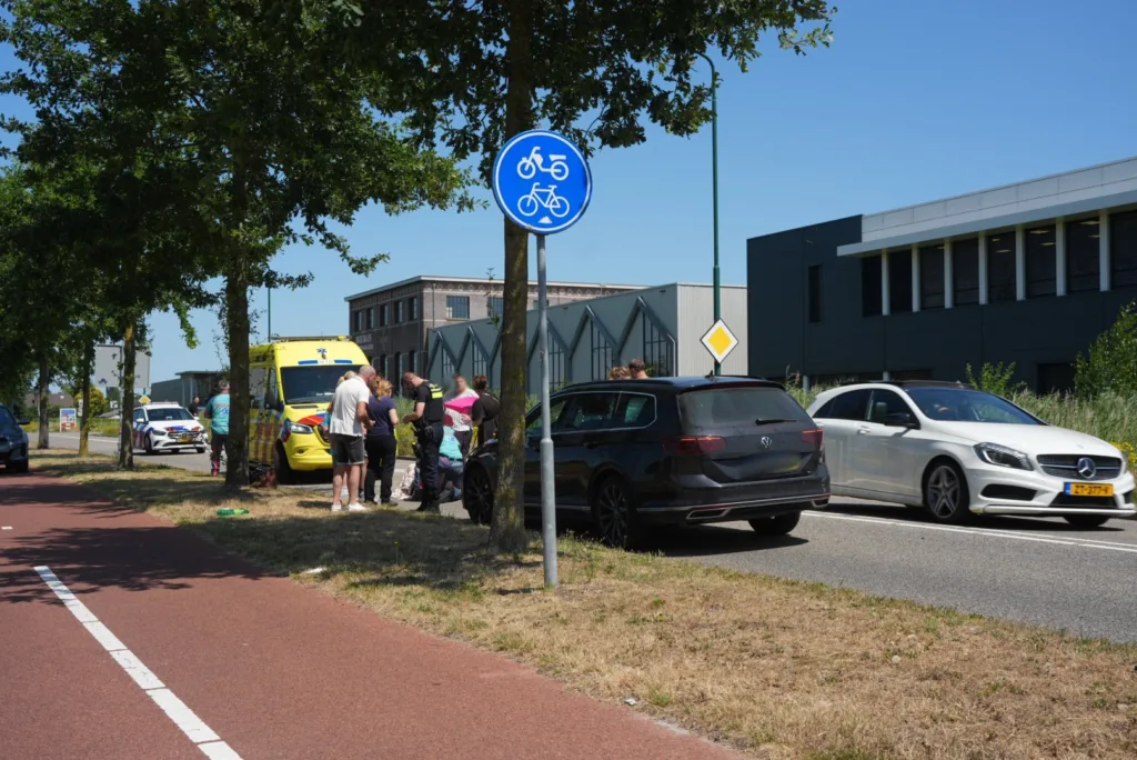 Scooterrijdster raakt gewond bij botsing met auto in Kaatsheuvel 112 De Langstraat