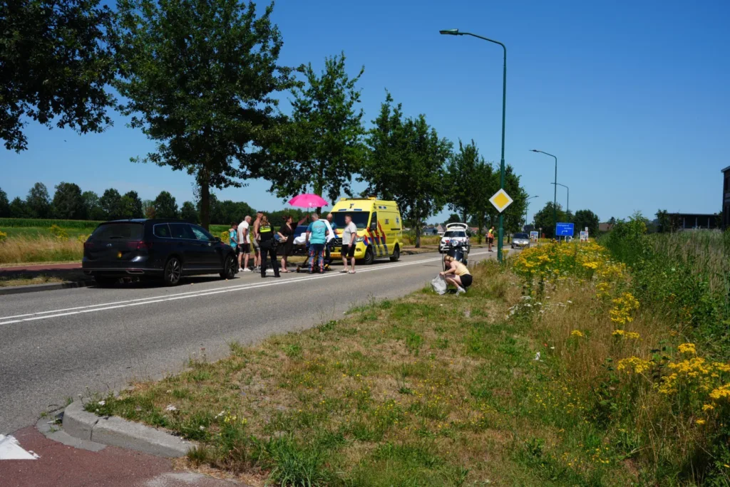 Scooterrijdster raakt gewond bij botsing met auto in Kaatsheuvel 112 De Langstraat