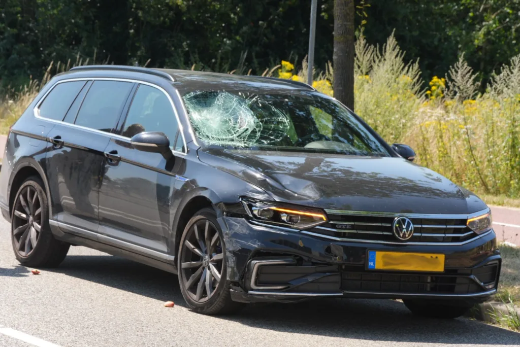 Scooterrijdster raakt gewond bij botsing met auto in Kaatsheuvel 112 De Langstraat