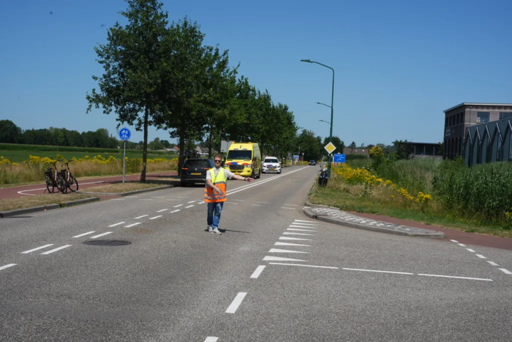 Scooterrijdster raakt gewond bij botsing met auto in Kaatsheuvel 112 De Langstraat