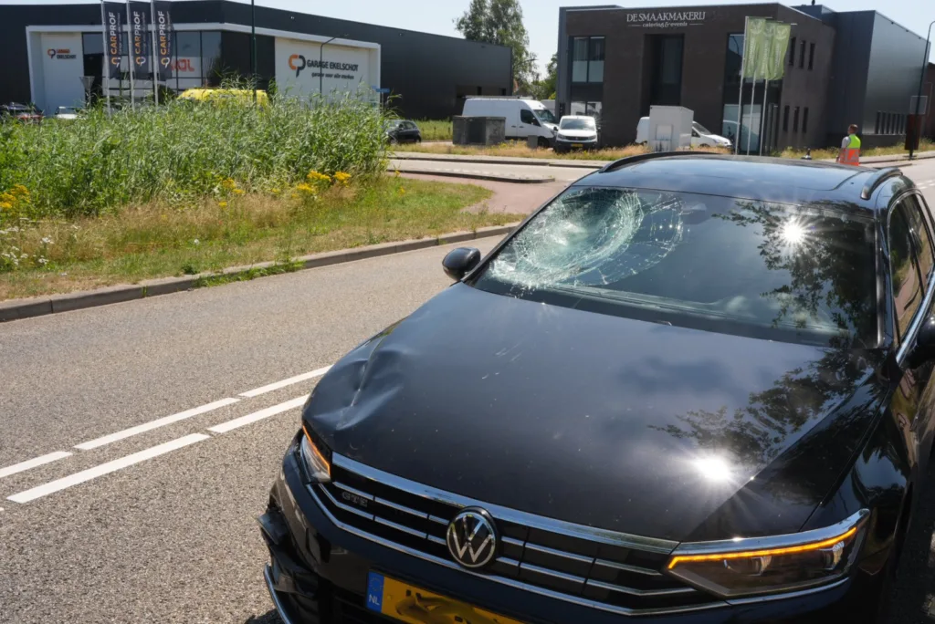 Scooterrijdster raakt gewond bij botsing met auto in Kaatsheuvel 112 De Langstraat