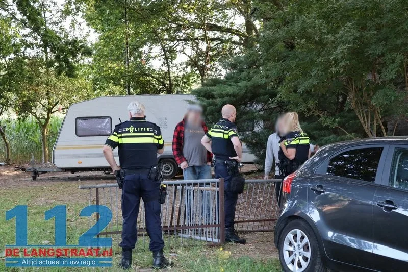 Voor derde keer brandmelding bij gekraakte boerderij Waspik 5 Voor derde keer brandmelding bij gekraakte boerderij Waspik 112 De Langstraat