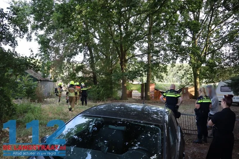 Voor derde keer brandmelding bij gekraakte boerderij Waspik 8 Voor derde keer brandmelding bij gekraakte boerderij Waspik 112 De Langstraat