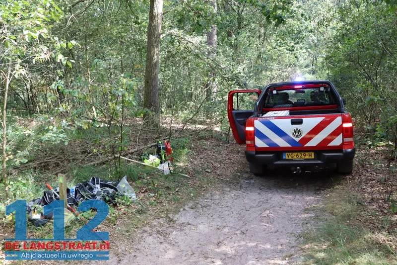 Brand uitgebroken in de Loonse en Drunense Duinen, gebied moeilijk te bereiken door smalle paden 112 De Langstraat