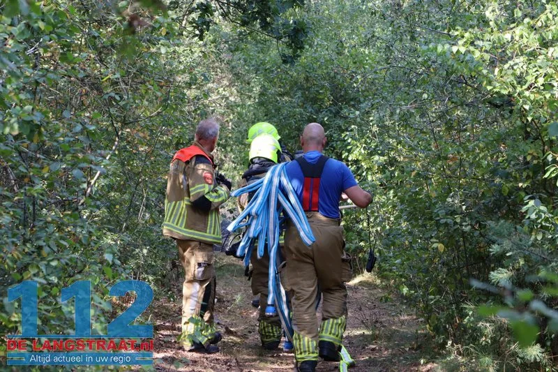 Brand uitgebroken in de Loonse en Drunense Duinen, gebied moeilijk te bereiken door smalle paden 112 De Langstraat
