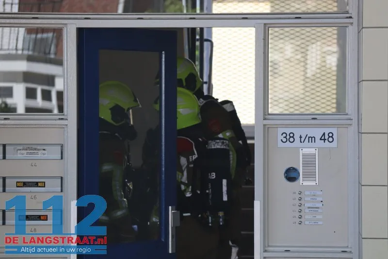 Keukenbrand in flat Van Wielesteinstraat Waalwijk: woningen ontruimd door hevige rookontwikkeling 112 De Langstraat
