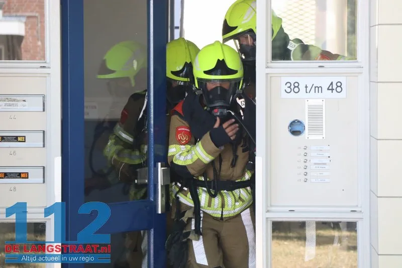 Keukenbrand in flat Van Wielesteinstraat Waalwijk: woningen ontruimd door hevige rookontwikkeling 112 De Langstraat