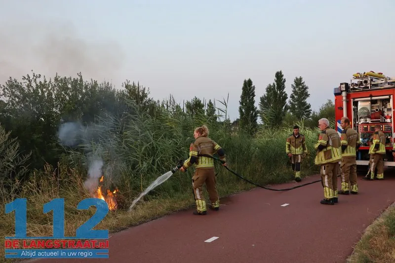 Weer buitenbrand nabij fietsbrug Gaardpad Waalwijk 112 De Langstraat