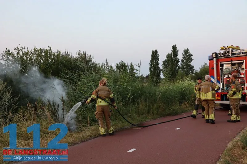 Weer buitenbrand nabij fietsbrug Gaardpad Waalwijk 112 De Langstraat