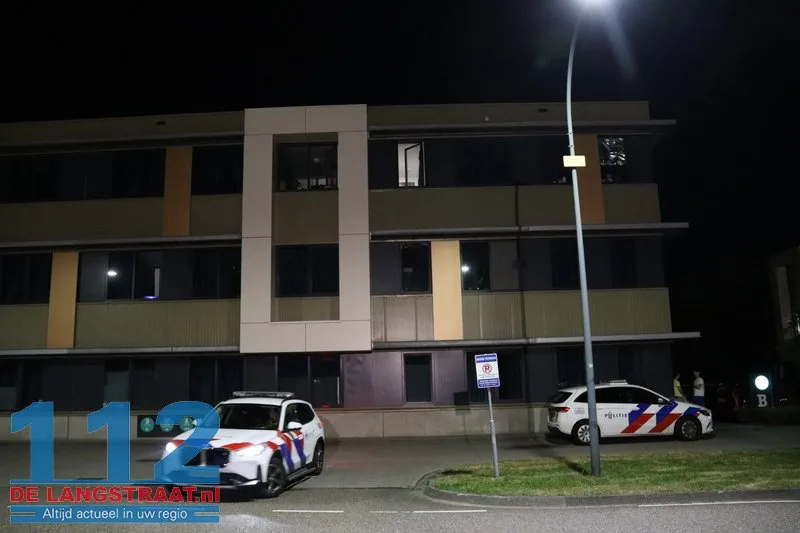 Persoon gewond bij steekpartij bij arbeidsmigrantencomplex Pompweg: verdachte aangehouden Waalwijk 112 De Langstraat