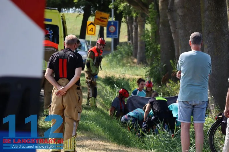 Wielrenner valt in droge sloot in Doeveren en raakt zwaargewond 112 De Langstraat