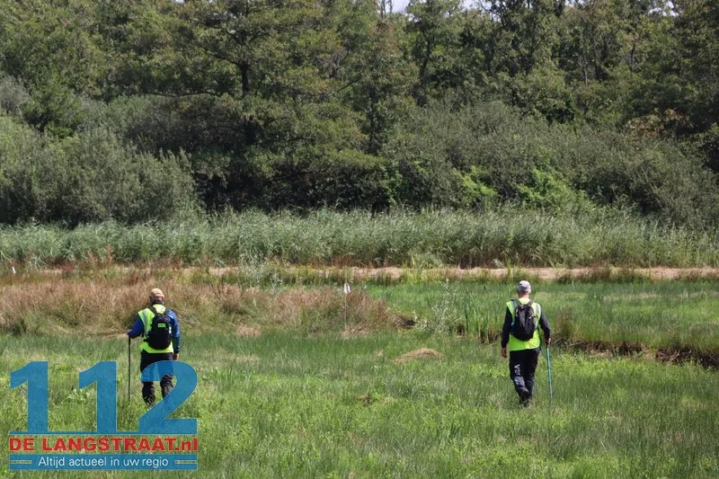 Veteranen Search Team zoekt in weilanden bij Waspik naar 78-jarige man 112 De Langstraat