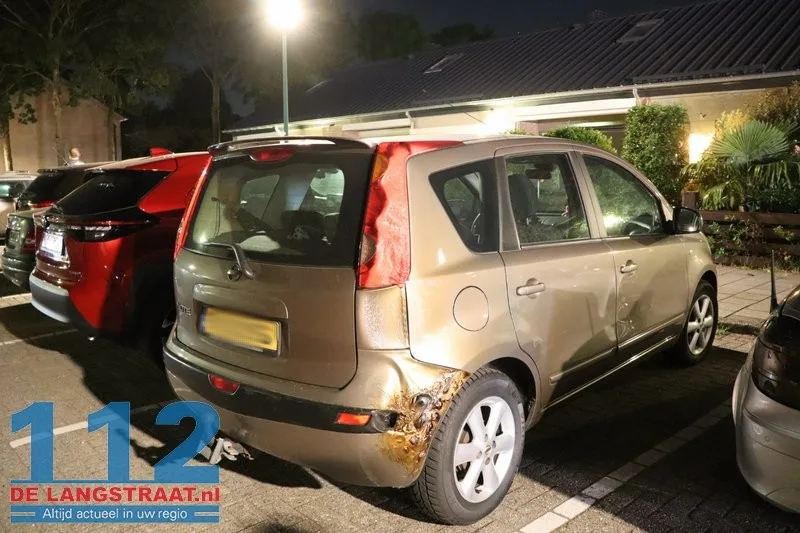 Buurt opgeschrikt door felle autobrand in rustige straat Kaatsheuvel 112 De Langstraat
