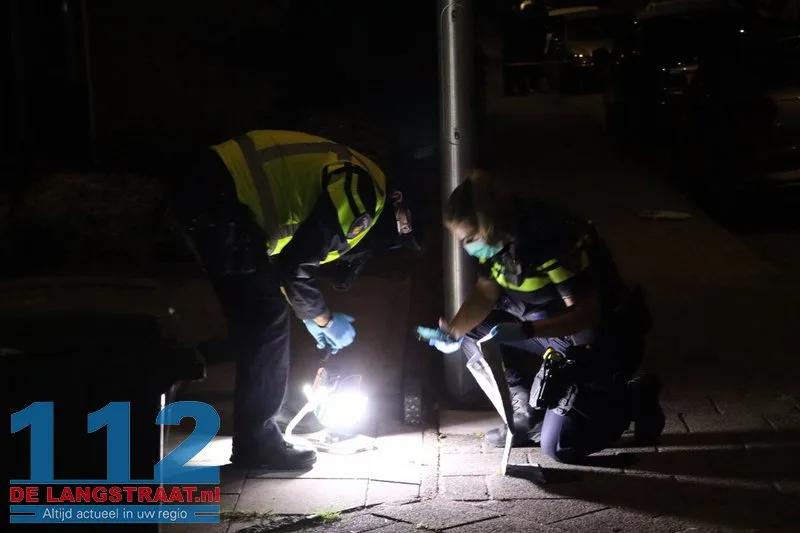 Explosief gaat in bij voordeur woning Drunen, muren zwartgeblakerd 112 De Langstraat