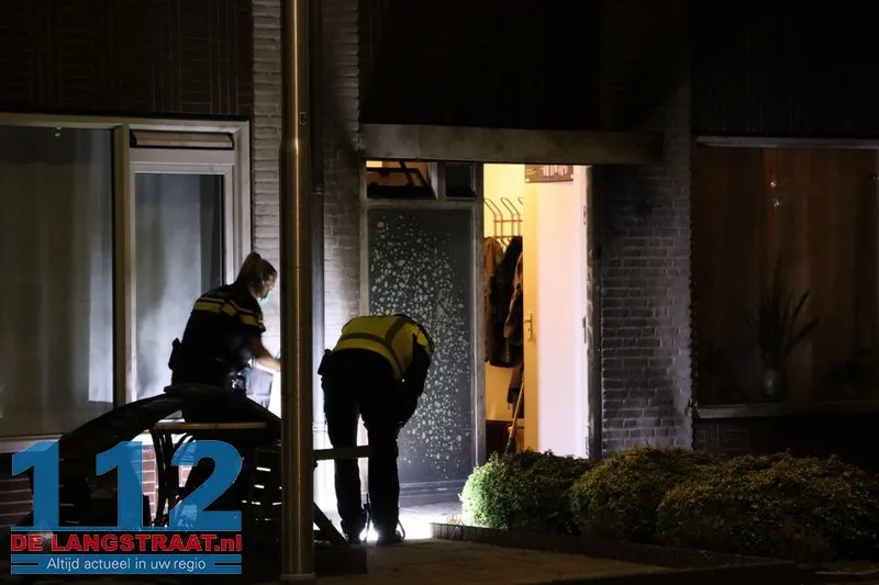 Explosief gaat in bij voordeur woning Drunen, muren zwartgeblakerd 112 De Langstraat