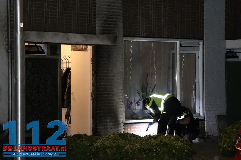 Explosief gaat in bij voordeur woning Drunen, muren zwartgeblakerd 112 De Langstraat