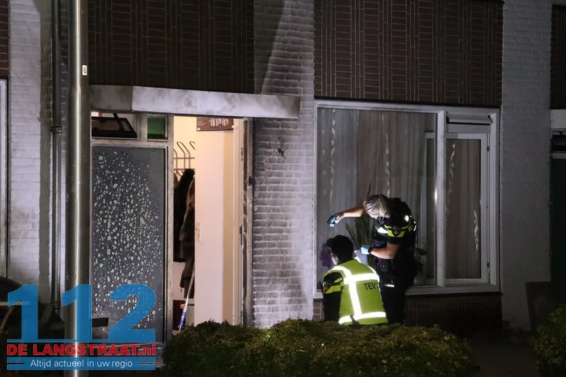 Moeder en twee zoons thuis tijdens explosie bij woning in Drunen, ook huis van de buren beschadigd 3 Moeder en twee zoons thuis tijdens explosie bij woning in Drunen, ook huis van de buren beschadigd 112 De Langstraat