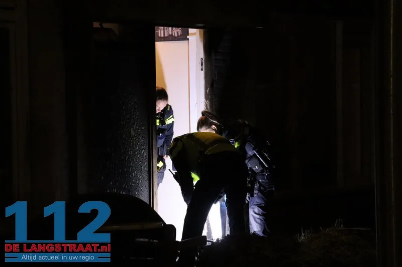 Explosief gaat in bij voordeur woning Drunen, muren zwartgeblakerd 112 De Langstraat