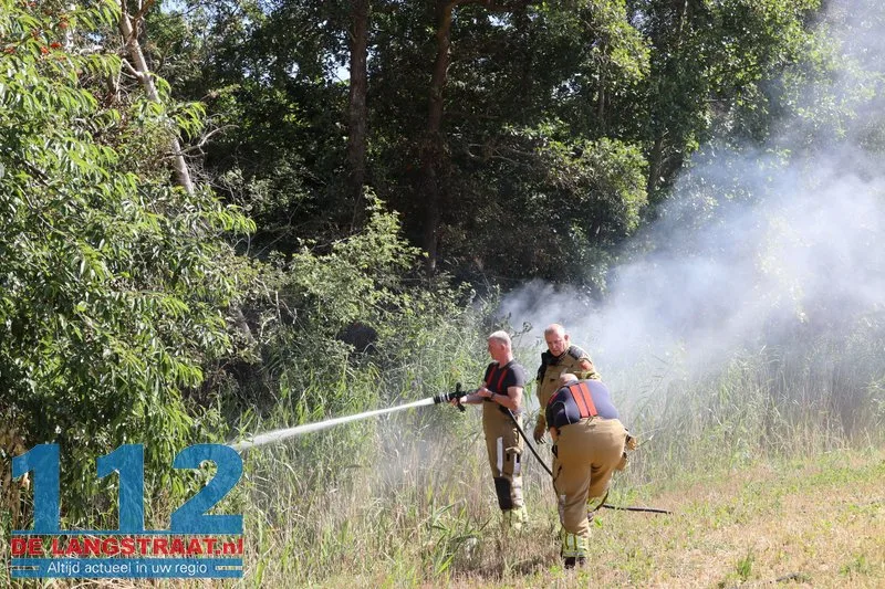 Snelle inzet van brandweer voorkomt grote bosbrand aan Mannenbeemdweg Waalwijk 112 De Langstraat