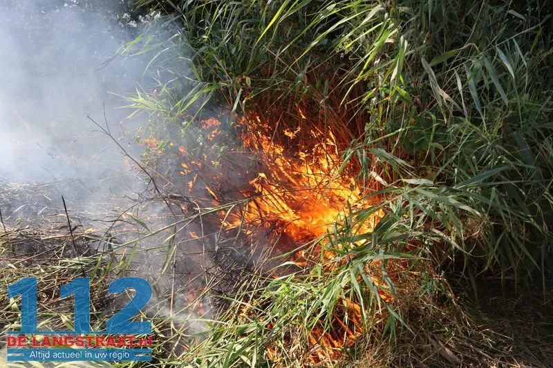 Felle natuurbrand in bosgebied Kruisvaart Sprang-Capelle 112 De Langstraat