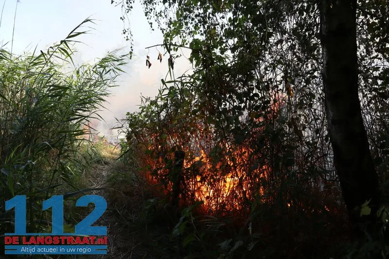 Felle natuurbrand in bosgebied Kruisvaart Sprang-Capelle 112 De Langstraat