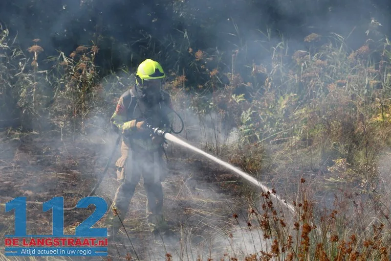 Felle natuurbrand in bosgebied Kruisvaart Sprang-Capelle 112 De Langstraat