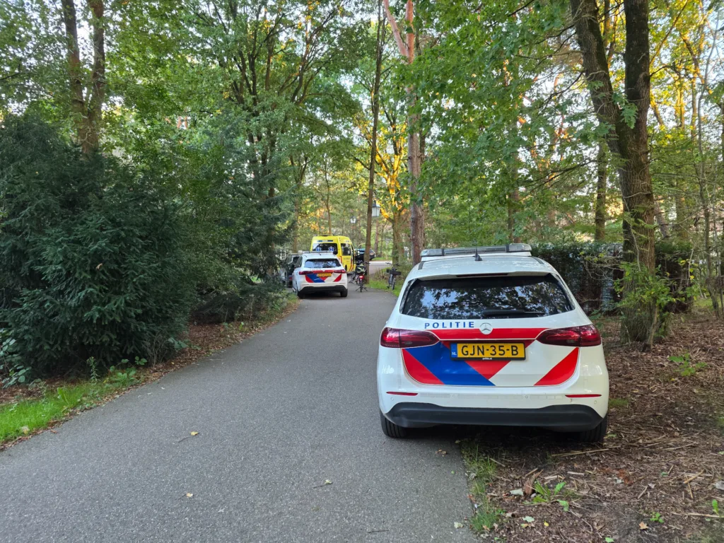 Jong kind valt uit bed in Efteling-vakantiepark en moet naar ziekenhuis 112 De Langstraat