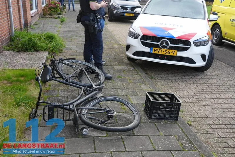 Jonge fietser gewond bij botsing met pakketbus in Drunen 112 De Langstraat