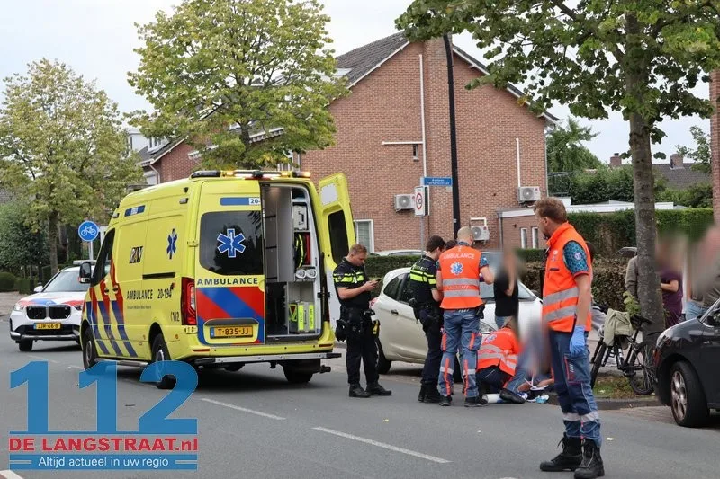 Jongen op fiets aangereden door auto Waalwijk 112 De Langstraat
