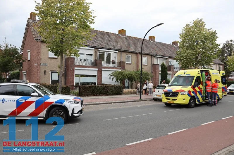 Jongen op fiets aangereden door auto Waalwijk 112 De Langstraat