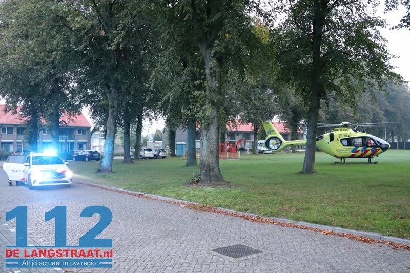 Traumahelikopter landt op Prins Mauritsplein Kaatsheuvel 112 De Langstraat