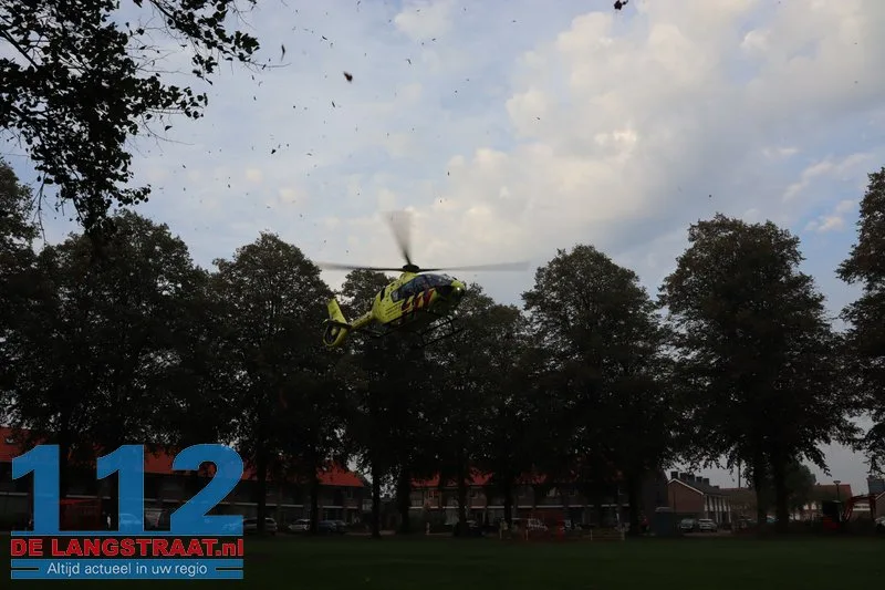 Traumahelikopter landt op Prins Mauritsplein Kaatsheuvel 112 De Langstraat