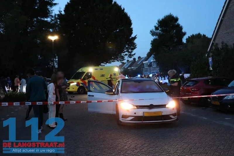 Scooterrijder zwaargewond bij botsing met auto in Sprang-Capelle 112 De Langstraat