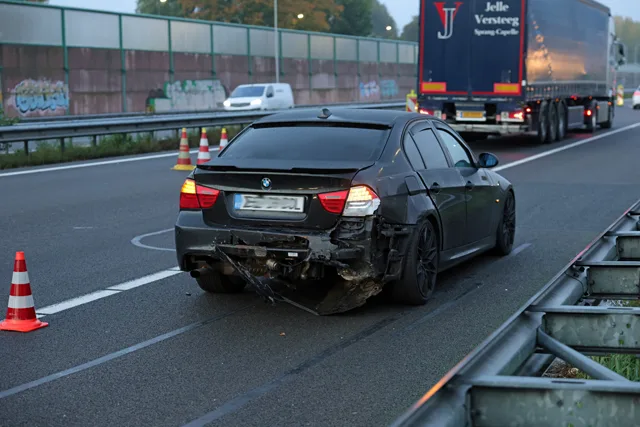 Flinke file door kop-staartbotsing op A59 bij Waalwijk: Auto’s getakeld 112 De Langstraat