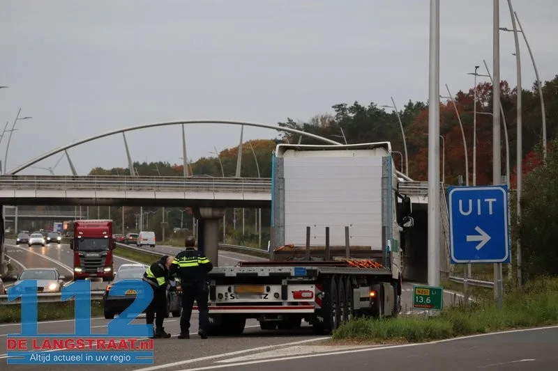 Aanrijding tussen personenauto en vrachtwagen op Midden-Brabantweg Kaatsheuvel 112 De Langstraat