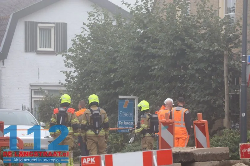 Gasleiding geraakt tijdens graafwerkzaamheden in Waspik 112 De Langstraat