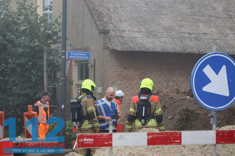 Gasleiding geraakt tijdens graafwerkzaamheden in Waspik 112 De Langstraat
