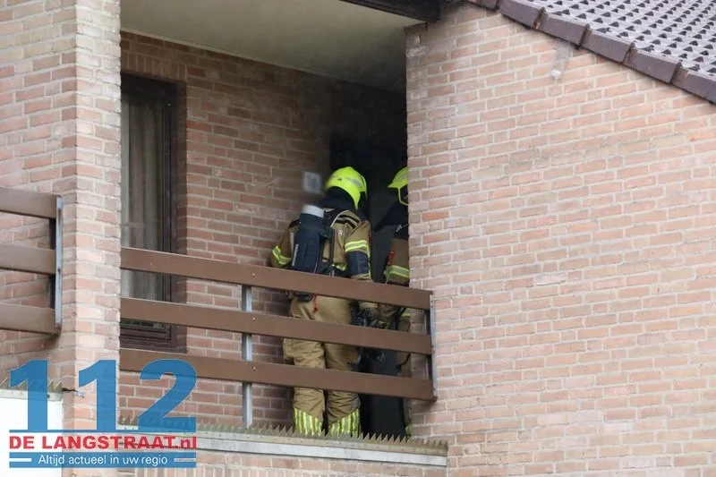 Bewoner naar ziekenhuis na rookontwikkeling door drooggekookt pannetje in Sprang-Capelle 112 De Langstraat