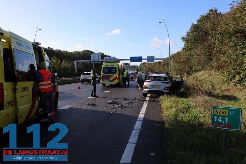 Vier gewonden bij kop-staartaanrijding op Midden-Brabantweg Kaatsheuvel richting Efteling 112 De Langstraat