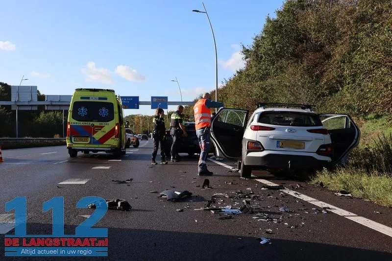 Vier gewonden bij kop-staartaanrijding op Midden-Brabantweg Kaatsheuvel richting Efteling 112 De Langstraat