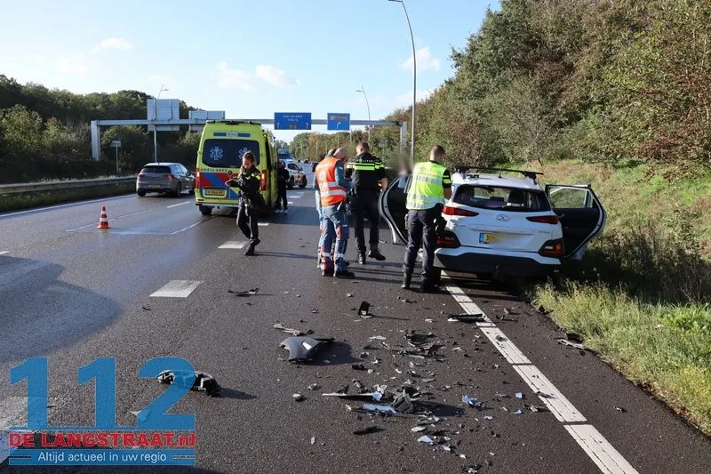 Vier gewonden bij kop-staartaanrijding op Midden-Brabantweg Kaatsheuvel richting Efteling 112 De Langstraat